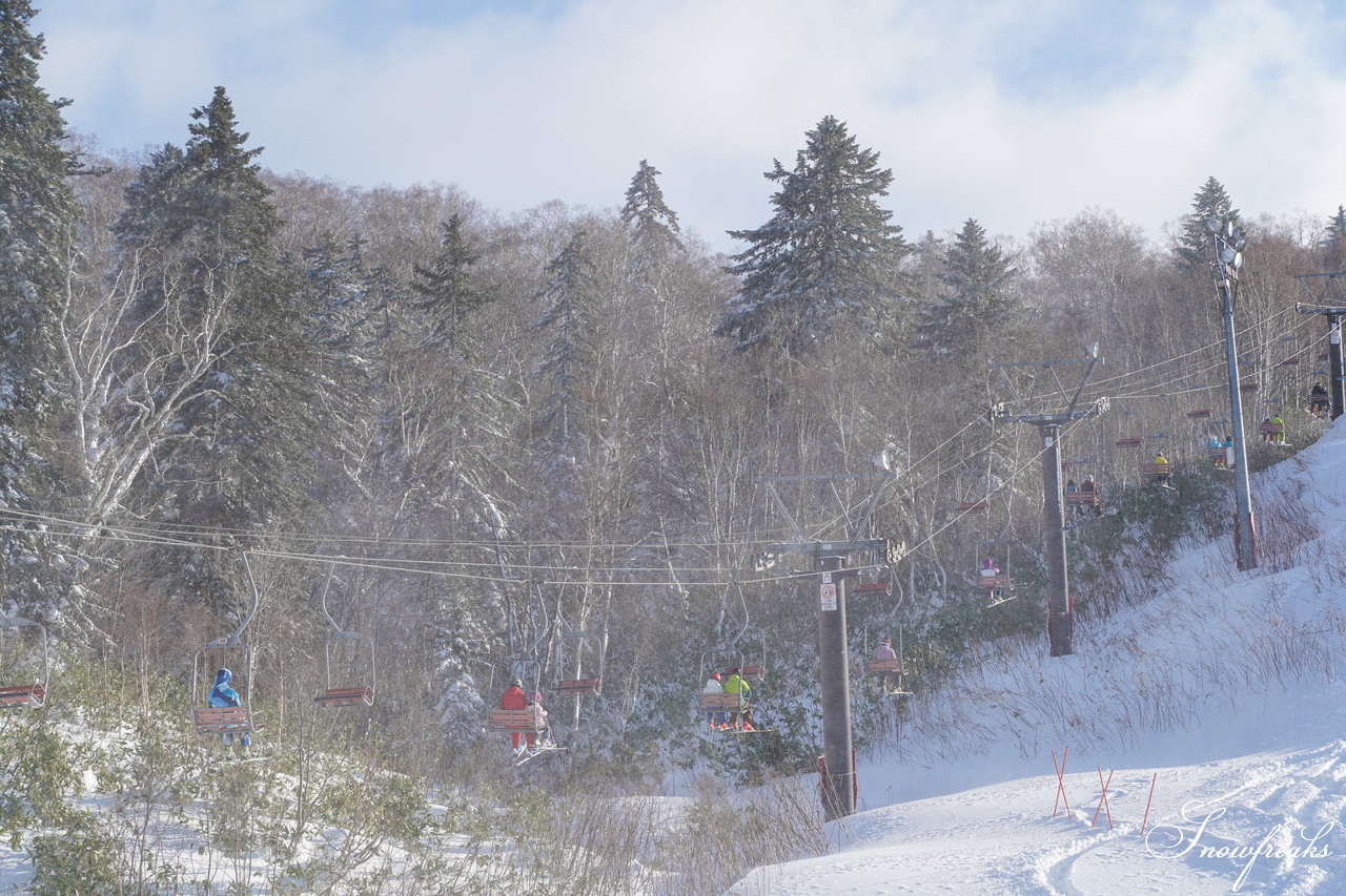 天然雪100％！本日、中山峠スキー場がゲレンデオープン♪ 2019-2020 北海道スキー＆スノーボードシーズンの開幕です(*^^)v